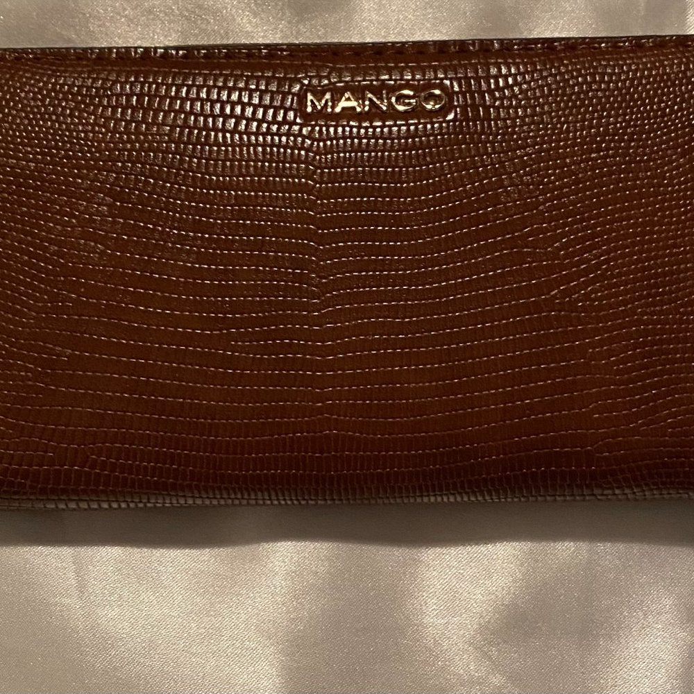 BRAND NEW Mango Zip Around Wallet - Medium Brown